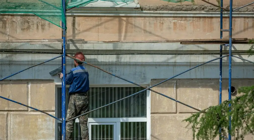 desplacamento de revestimento