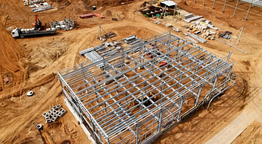 falhas em estruturas industriais